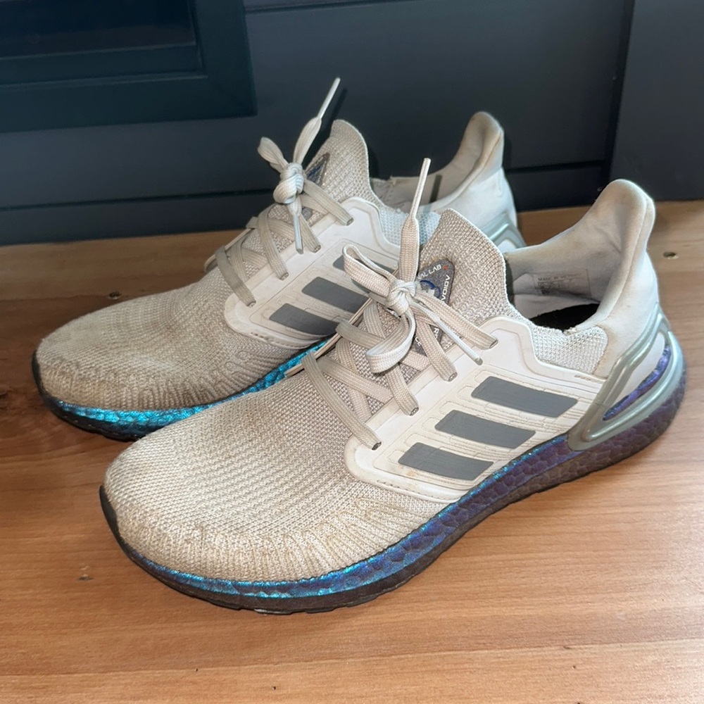 Adidas Sneakers